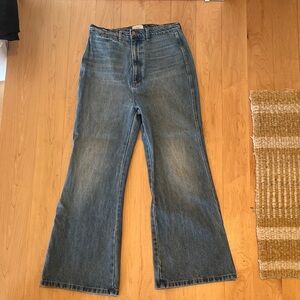 Doên Women's high rise flare denim